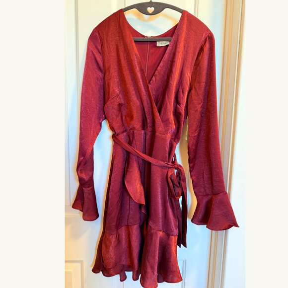 NWT Altar’d State Burgundy Ruffle Wrap Dress Size M - Picture 1 of 12